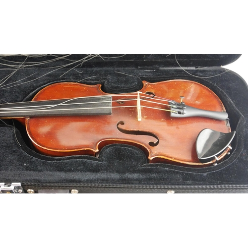 467a - NICHOLAS DUCHENE, AN EARLY 20TH CENTURY FRENCH HALF SIZE VIOLIN Bearing internal label 'A La Ville P... 