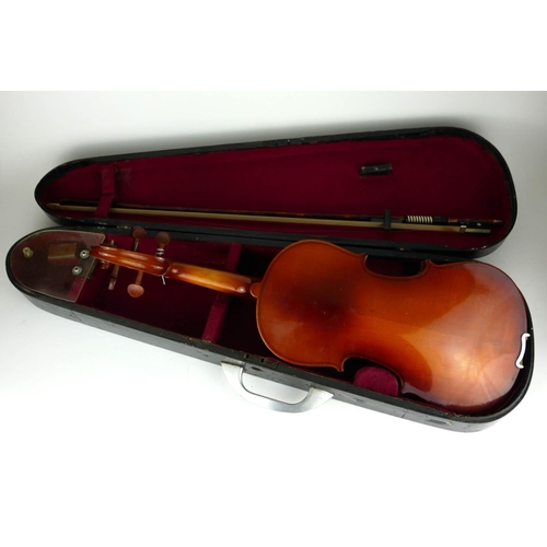 469 - LOAEK SHANGHAI, A VINTAGE CASED VIOLIN AND BOW
Bearing interior paper label, bow marked ‘Golden Stra... 