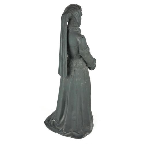 475 - AN IMPRESSIVE CONTINENTAL CAST BRONZE STATUE OF AN ARISTOCRATIC MEDIEVAL NOBLE LADY
In traditional R... 