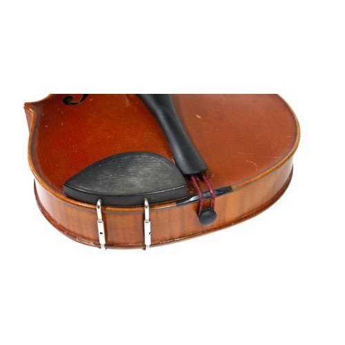 466A - JOANNES BAPTIST HAVELAR WIEN, 1930, AN EARLY 20TH CENTURY VIOLIN AND BOW
Bearing internal label, cas... 