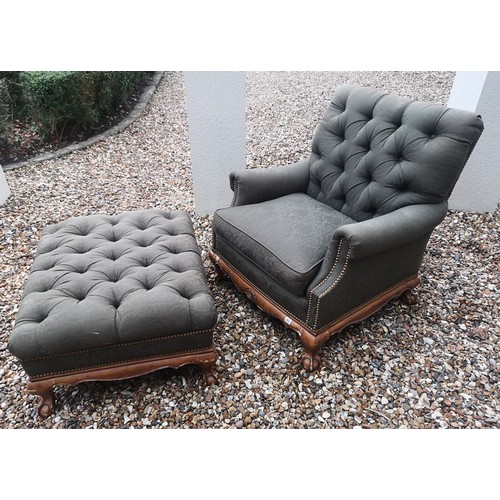 843 - A VICTORIAN STYLE ARMCHAIR AND FOOTSTOOL
Green button back fabric upholstery.
(83cm x 80cm x 87cm)