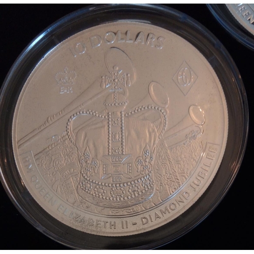 125 - A SILVER 1OZ COMMEMORATIVE THREE COIN PROOF SET, THE DIAMOND JUBILEE 65MM SILVER TEN DOLLARS PROOF S... 