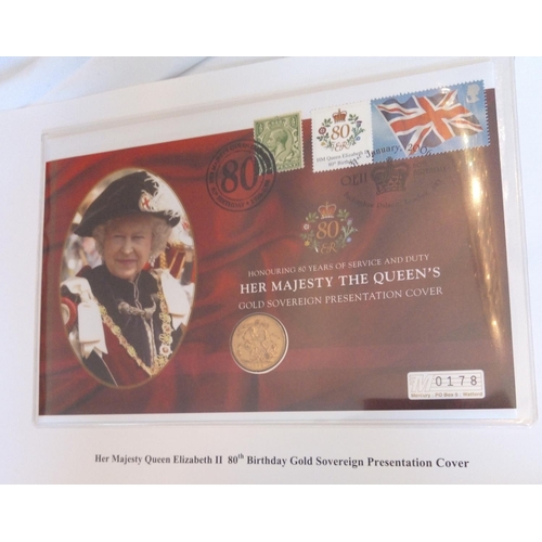 53 - A 22CT GOLD FULL SOVEREIGN COIN COVER, DATED 1926, HER MAJESTY QUEEN ELIZABETH II 80TH BIRTHDAY
In a... 