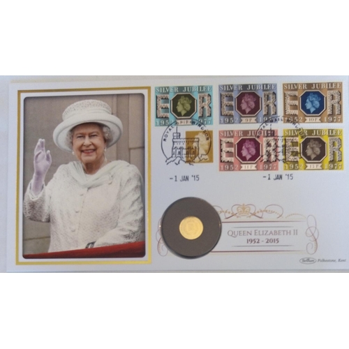 56 - A 22CT GOLD ONE CROWN PROOF COIN COVER, DATED 2015, THE ELIZABETH II SOLID GOLD COIN COVER. 
(approx... 