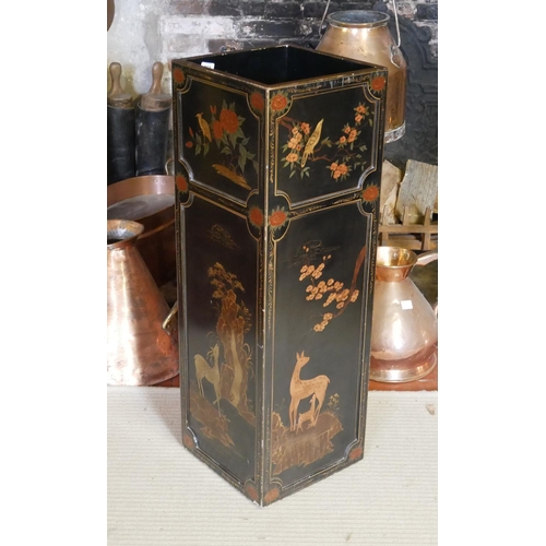 661 - A EARLY/MID 20TH CENTURY ART DECO DESIGN LACQUERED PEDESTAL PLANTER
The panels individually decorate... 