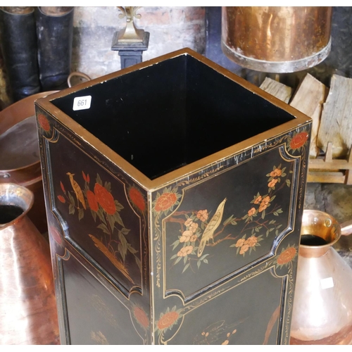 661 - A EARLY/MID 20TH CENTURY ART DECO DESIGN LACQUERED PEDESTAL PLANTER
The panels individually decorate... 
