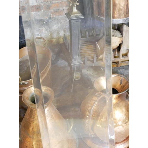 662 - A PAIR OF VINTAGE AMERICAN LUCIDE AND FAUX CREAM LEATHER CHAIRS
With bevelled lucite backs raised on... 