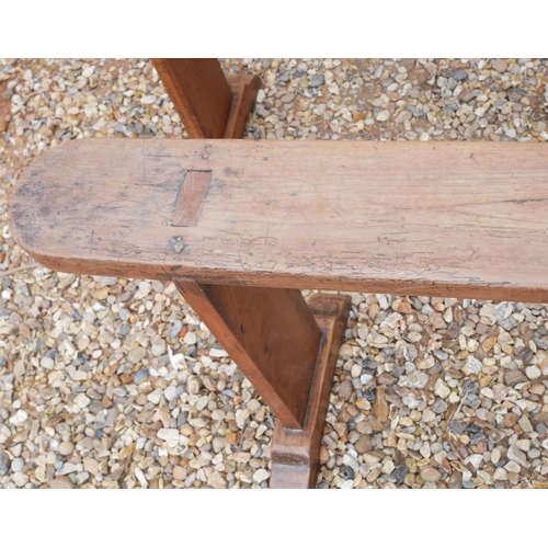 668 - A 20TH CENTURY SOLID WALNUT JARDINIÈRE STAND
On a pierced twist base.
(29.5cm x 29.5cm x 50cm)