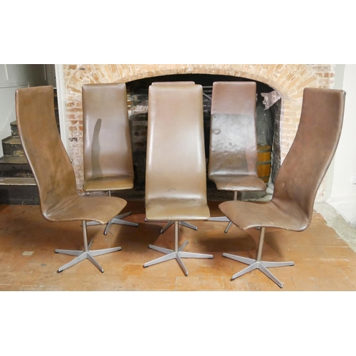 673 - ARNIE JACOBSEN DESIGN/FRITZ HANSEN, DENMARK, NUMBER 7305, A SET OF SIX VINTAGE HIGH BACKED OXFORD CH... 