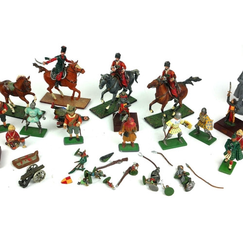 400 - A COLLECTION OF RUSSIAN HAND PAINTED LEAD FIGURES OF SOLDIERS
Along with Britons.
(largest 10cm)