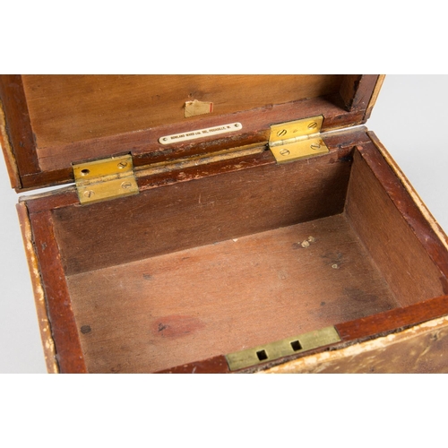 42 - ROWLAND WARD, AN EARLY 20TH CENTURY TAXIDERMY RHINOCEROS SKIN COVERED MAHOGANY BOX. Brass hinges and... 