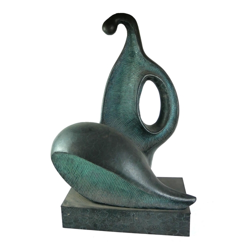 558 - A MODERN DESIGN CAST BRONZE FIGURAL SCULPTURE IN HENRY MOORE MANNER
On rectangular base.
(h 60cm)