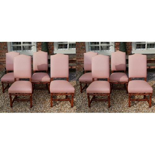 724 - A SET OF EIGHT QUEEN ANNE STYLE DINING CHAIRS
Pale salmon pink fabric upholstery, on mahogany legs w... 