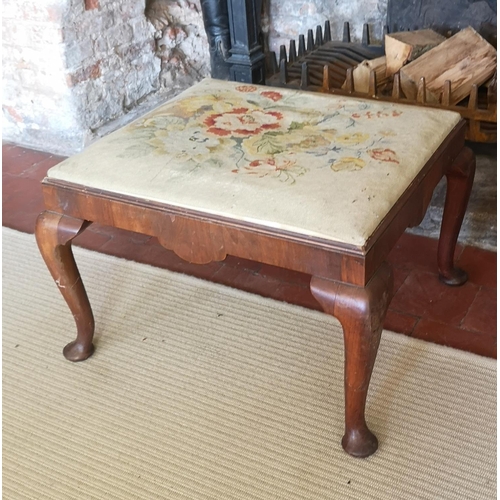 739 - AN ANTIQUE MAHOGANY STOOL
With tapestry upholstered drop in seat, cabriole legs on pad feet.

Condit... 