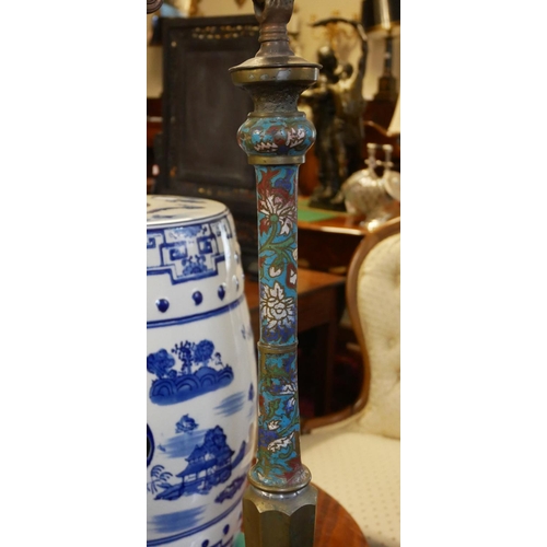 777 - A LATE 19TH/EARLY 20TH CENTURY BRASS AND CLOISONNÉ STANDARD LAMP
With turned and faceted column, on ... 