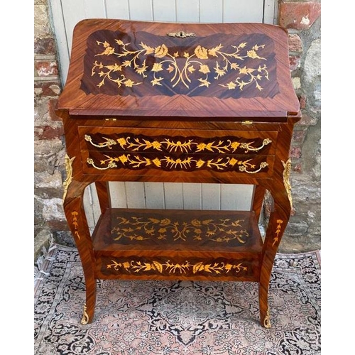 786 - AN ITALIAN DESIGN LACQUERED WALNUT AND FLORAL MARQUETRY INLAID LADIES BUREAU
The full front conceali... 