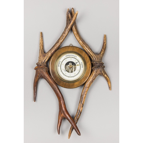 51a - A 20TH CENTURY DEER ANTLER BAROMETER. (h 40cm x w 25cm)