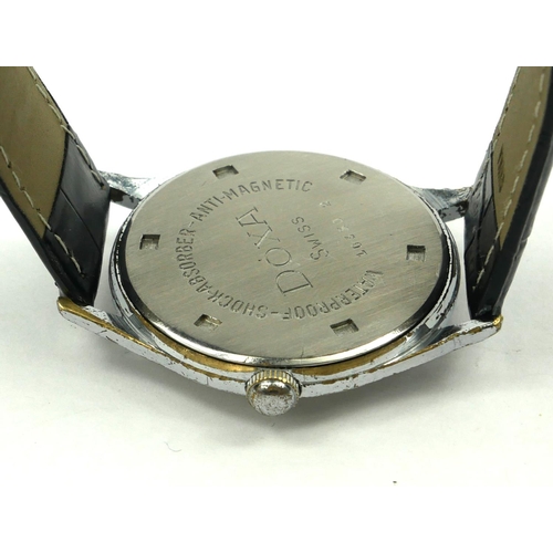 27 - DOXA, A VINTAGE STAINLESS STEEL GENT’S WRISTWATCH
Silver tone dial with Arabic number markings, anti... 