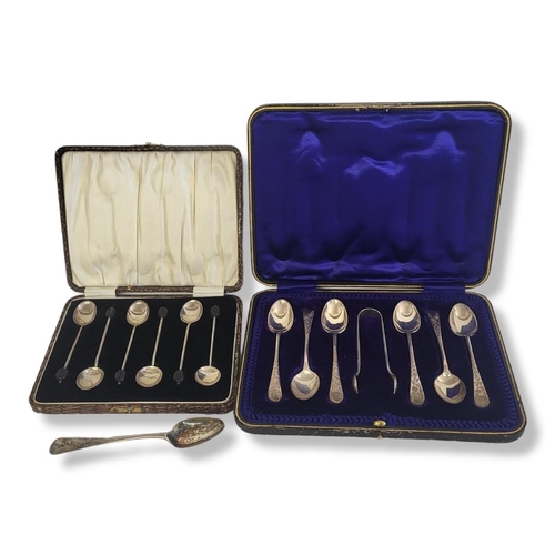 18a - A CASED SET OF SIX LATE EDWARDIAN HALLMARKED SILVER TEASPOONS AND MATCHING SUGAR TONGS
Sheffield, 19... 