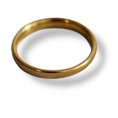 2 - AN EARLY 20TH CENTURY 22CT GOLD WEDDING RING.
(size M/N)

Condition: good