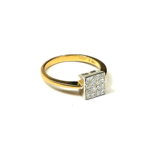 211A - AN 18CT GOLD AND SQUARE CUT DIAMOND CLUSTER RING.
(UK ring size M½, gross weight 3.6g)