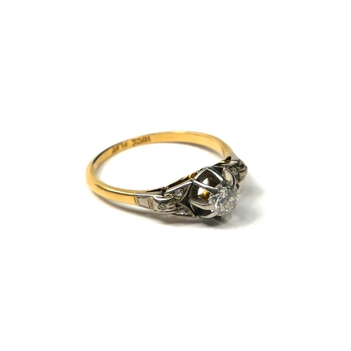 212A - AN 18CT GOLD, PLATINUM AND DIAMOND RING
The central surmounted Princess cut diamond set either side ... 