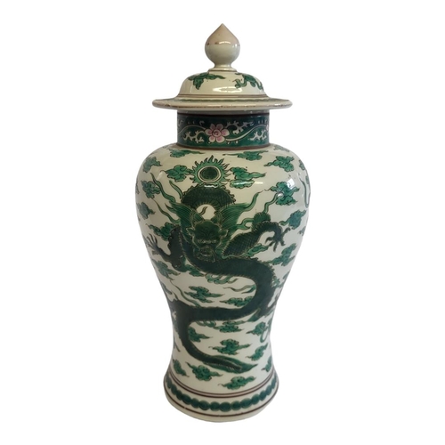 52 - AN ANTIQUE 19TH CENTURY CHINESE FAMILLE VERTE DOUBLE DRAGON MEIPING SHAPE BALUSTER VASE AND COVER 
M... 