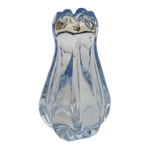 266 - VICKE LINDSTRAND FOR ORREFORS, STELLA POLARIS HAND THROWN ART GLASS VASE, CIRCA 1960
Moulded with fr... 