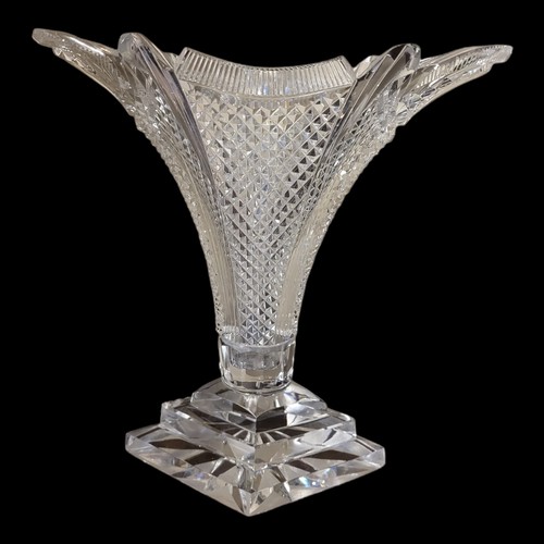 225 - A FINE ART DECO STOURBRIDGE ARCH FAN FORM LEAD CRYSTAL TABLE PEDESTAL VASE hobnail cut.
Diamond and ... 