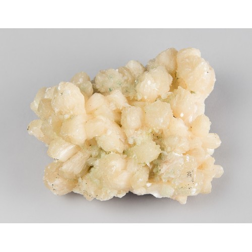 1017 - APOPHYLLITE CLUSTER (754g, 15.5cm)