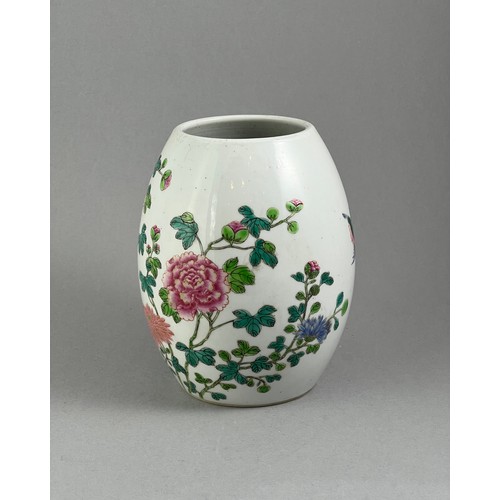 111 - A CHINESE FAMILLE ROSE OVOID PORCELAIN VASE
Hand painted decoration of flowers, birds and bats.
(app... 