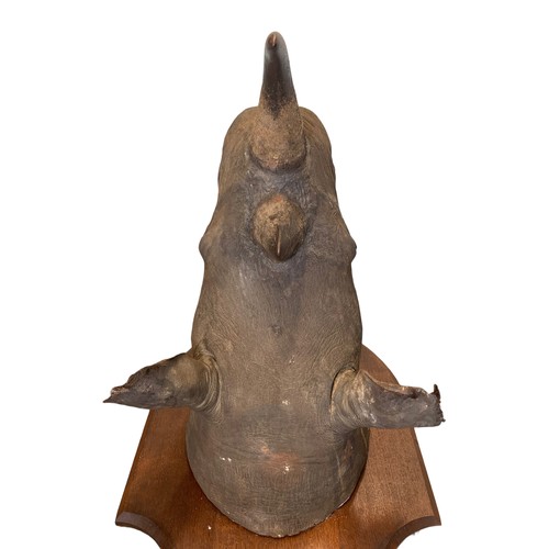 498 - ROWLAND WARD OF PICCADILLY, LONDON, A VICTORIAN TAXIDERMY BLACK RHINOCEROS HEAD (DICEROS BICORNIS).
... 