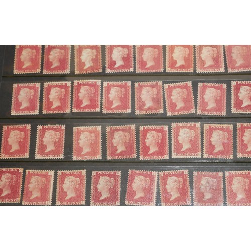 198 - QUEEN VICTORIA PENNY RED PLATES, TWO LARGE CARDS, 1858, MINT 180 STAMPS.