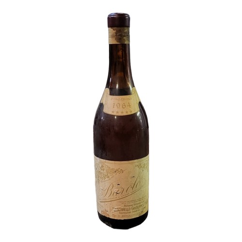 284 - GIUSEPPE MASCARELLO ET FIGLIO, BAROLO, A VINTAGE BOTTLE OF WHITE WINE, DATED 1964
With cream label.
... 