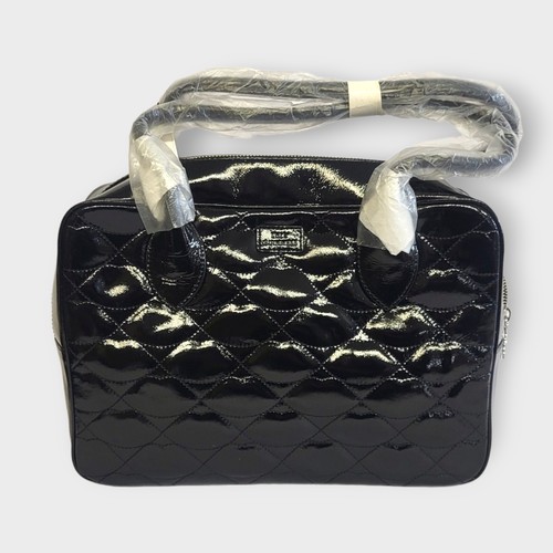 270 - LULU GUINNESS, A LARGE LEATHER JENNY SHOULDER BAG
Bblack patent leather bag with striped interior, b... 