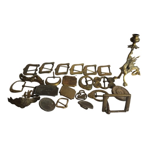 342 - A MIXED SELECTION OF FIFTEEN VARIOUS ANTIQUE 19TH CENTURY AND LATER SOLID BRASS BELT BUCKLES
Consist... 