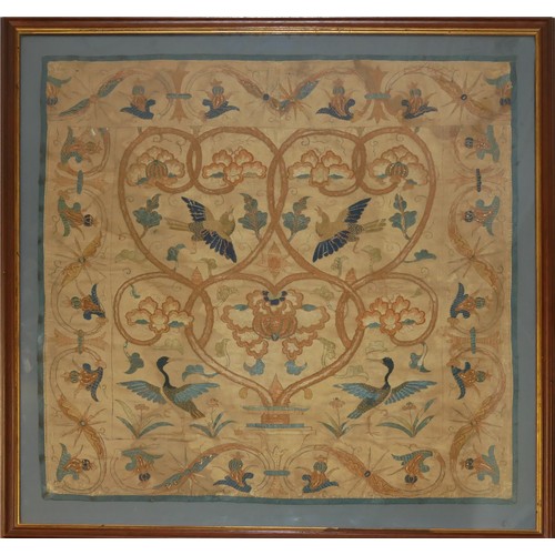 438 - A LATE 18TH/EARLY 19TH CENTURY CHINESE SILK TAPESTRY
Exotic birds with floral motifs, framed and gla... 