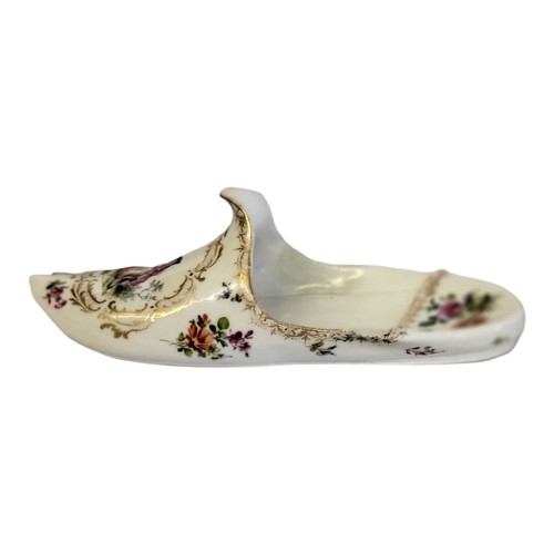 260 - MEISSEN, A 19TH CENTURY HARD PASTE PORCELAIN NOVELTY MODEL OF A SHOE/SLIPPER
Painted with Watteauesq... 