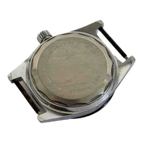 60A - OUTSPAN, A VINTAGE STAINLESS STEEL GENT’S WRISTWATCH
Enamel black bezel marked with world times, dia... 