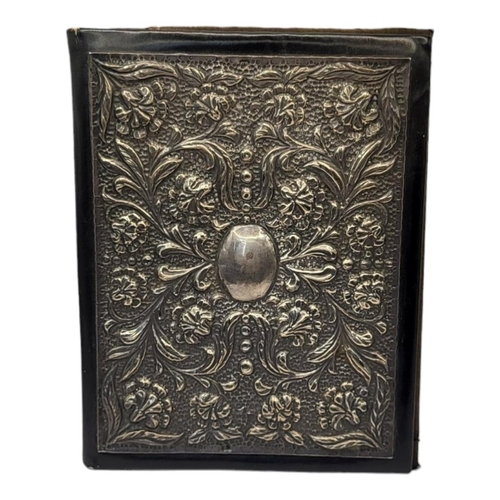 10A - AN EARLY 20TH CENTURY CONTINENTAL SILVER AND LEATHER RECTANGULAR STATIONARY CASE
With embossed decor... 