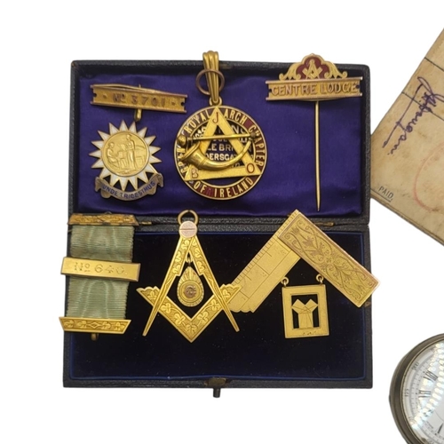 2 - A COLLECTION OF VICTORIAN AND LATER 9CT GOLD AND GILT METAL MASONIC MEDALS
To include a 9ct compass ... 