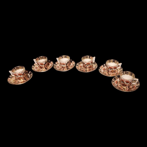 206 - DERBY, A 19TH CENTURY PORCELAIN COFFEE SERVICE 
Comprising six cups and saucers,each decorated in th... 