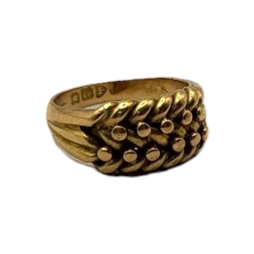 91 - AN EARLY 20TH CENTURY 18CT GOLD WHEATSHEAF RING
Rope twist design.
(size L)

Condition: good