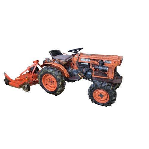 500 - A VINTAGE B7100 KUBOTA COMPACT TRACTOR
Diesel, with grass cutter trailer.

Condition: in working ord... 