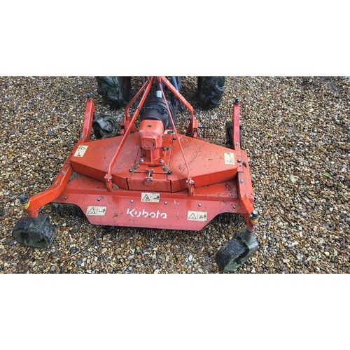 500 - A VINTAGE B7100 KUBOTA COMPACT TRACTOR
Diesel, with grass cutter trailer.

Condition: in working ord... 