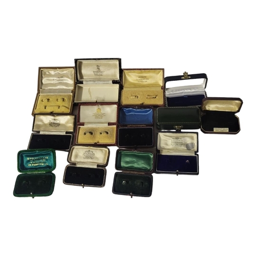 200 - A COLLECTION OF TWELVE LATE 19TH/EARLY 20TH CENTURY CUFFLINKS JEWELLERY BOXES
Various maker’s to inc... 