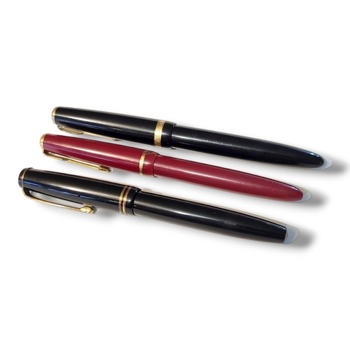 22 - PARKER, TWO VINTAGE FOUNTAIN PENS
Having gold plated mounts two black cases and one burgundy, each h... 