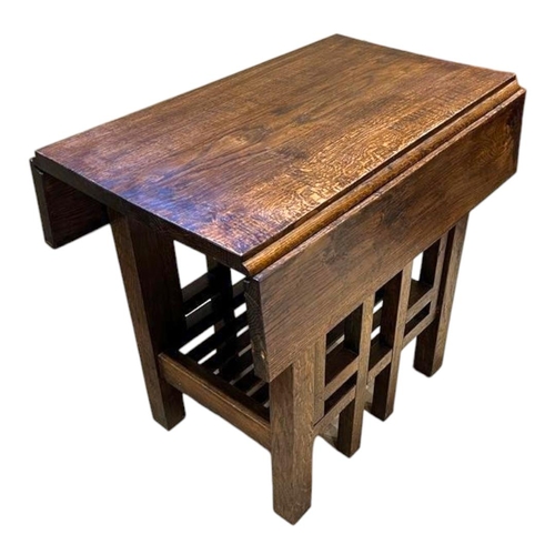 587 - AN ARTS & CRAFTS DESIGN SOLID OAK GATE LEG TABLE
With under tier, along with an oak gate leg table.
... 