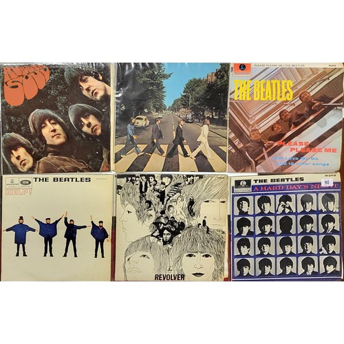 90 - THE BEATLES, A COLLECTION OF VINTAGE LP ALBUMS/RECORDS
Comprising ‘Please Please Me ‘with gold on bl... 