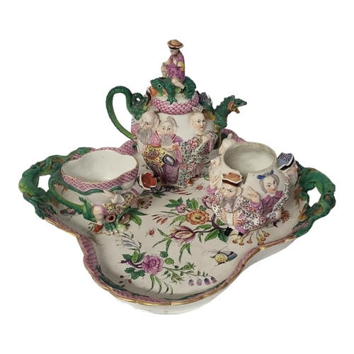 492 - A FINE AND RARE 18TH/19TH CENTURY MEISSEN STYLE AFTER JOHANN JOACHIM KANDLER 1706-1775 CHINOISERIE C... 